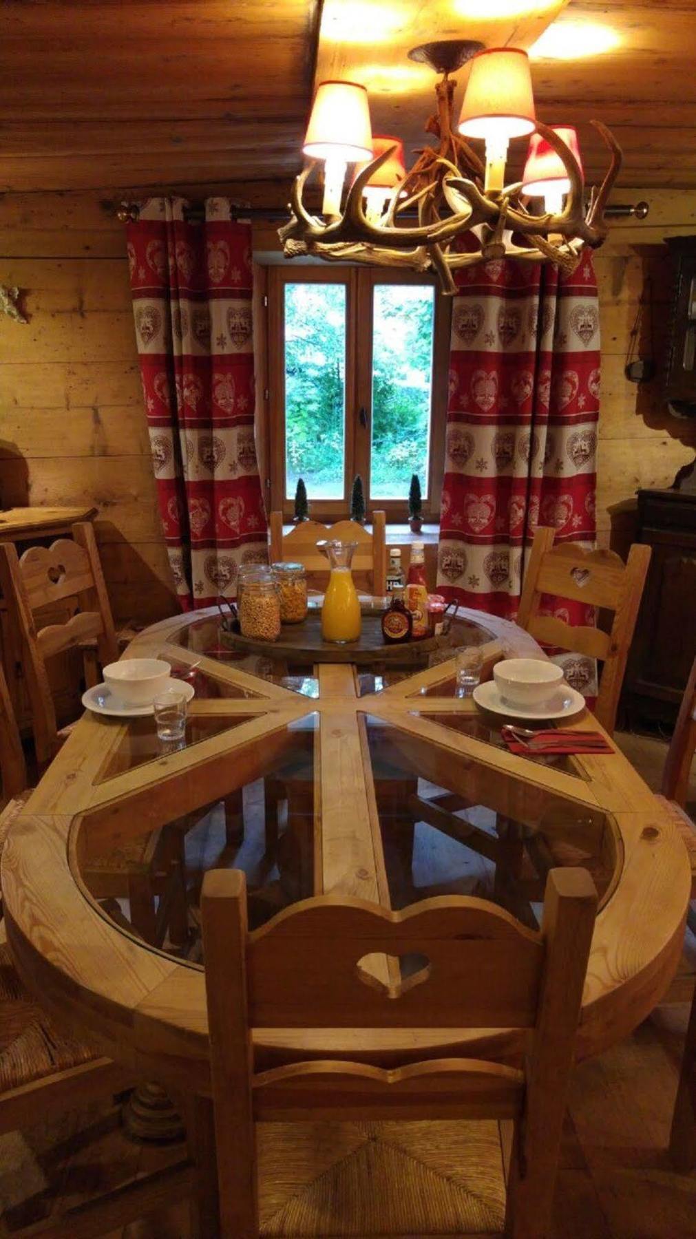 Chalet Pele - Alpes Travel - Central Chamonix - Sleeps 11 Zewnętrze zdjęcie